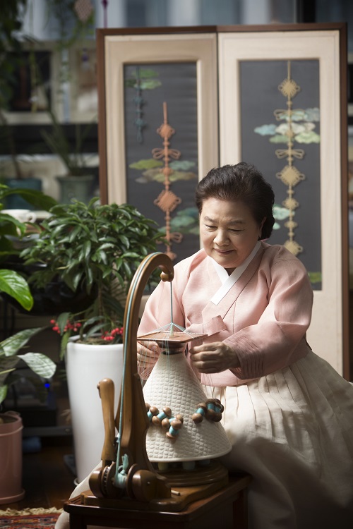 매듭장 김혜순(사진 김오늘).jpg