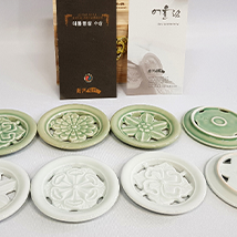 Traditional Pattern Saucers